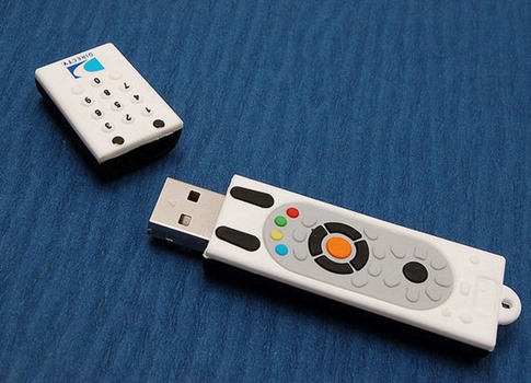 43. DirecTV control remoto USB Drive