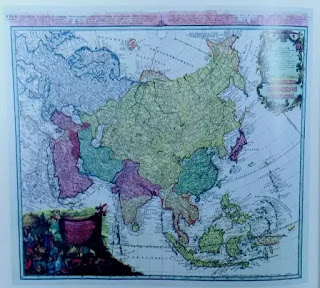 Bản đồ Châu Á (Carte de l'Asia) do Homann Herrs vẽ năm 1744. Bản đồ Châu Á (Carte de l'Asia) do Homann Herrs vẽ năm 1744.