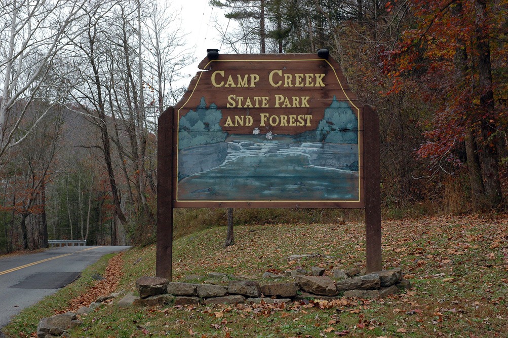 [Camp-Creek-Sign2.jpg]