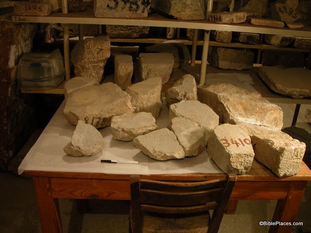 [Gallio%2520inscription%2520all%2520fragments3%252C%2520tb051603812%255B3%255D.jpg]