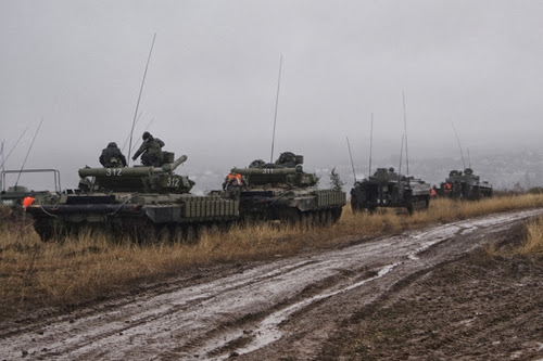 Военнослужащие украинской армии во время учений