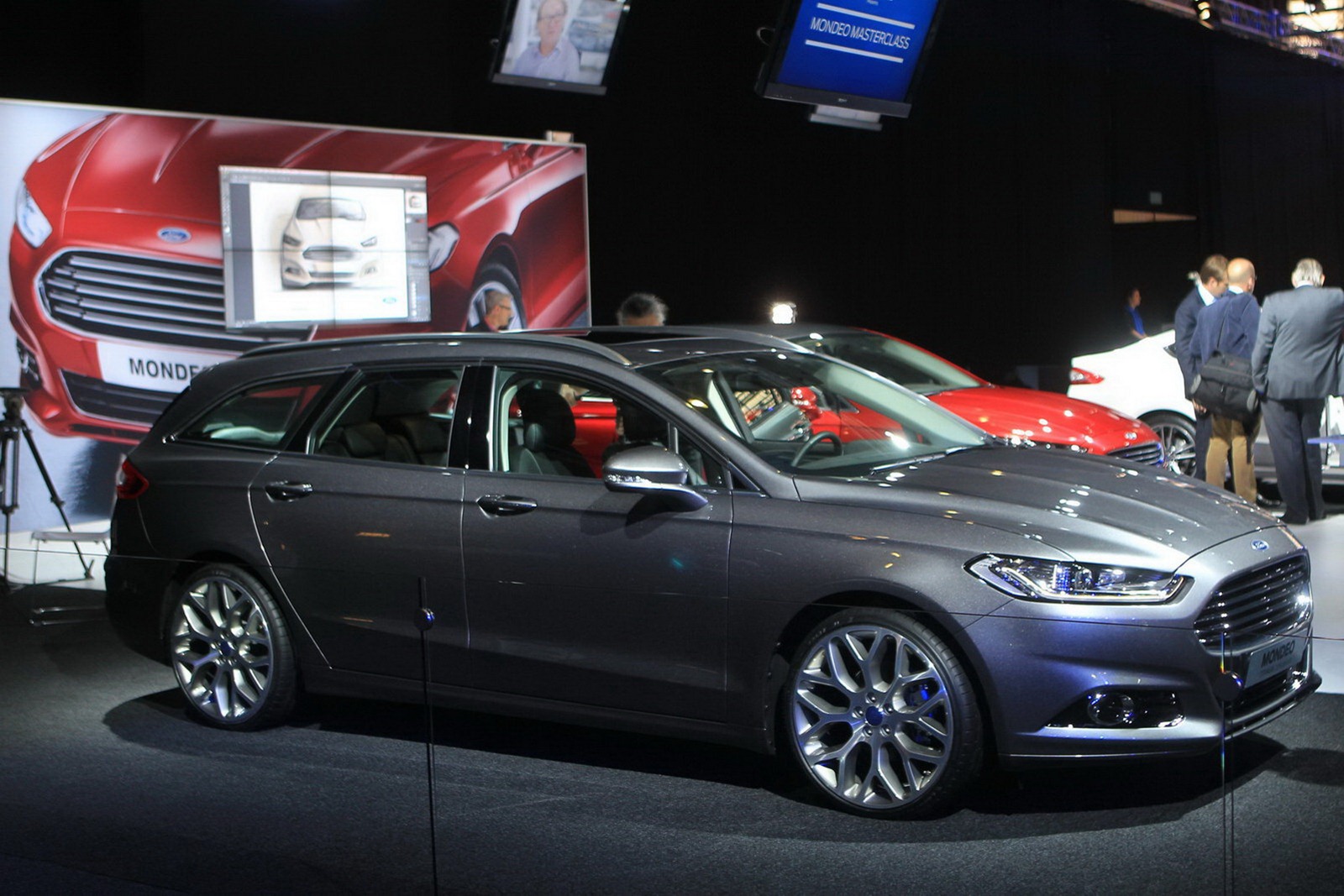 [2013-Ford-Mondeo-1%255B2%255D.jpg]