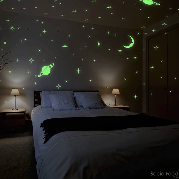 14 Ide Dekorasi Kamar Yang Bikin Ruang Tidurmu Dipenuhi Bintang Dan Bulan Keren