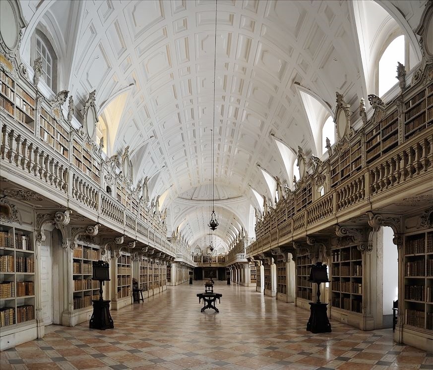 [Biblioteca-de-Mafra.105.jpg]