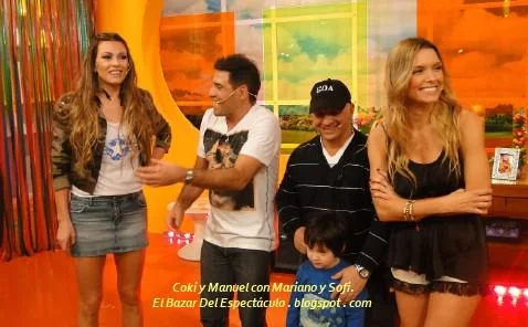 Coki y Manuel con Mariano y Sofi..JPG