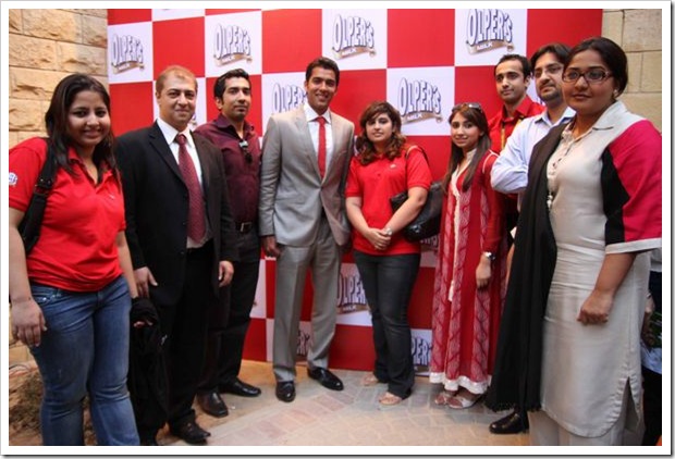 Aisam_with_Engro_Team