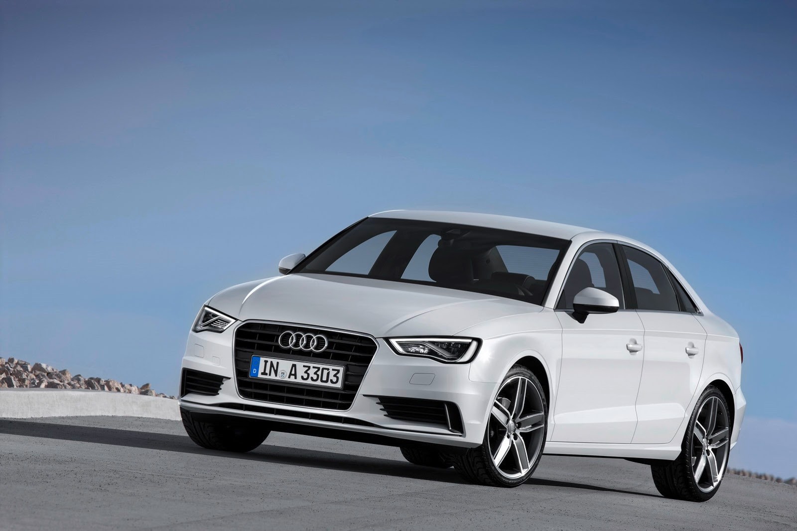 [2015-Audi-A3-Sedan-5%255B2%255D.jpg]