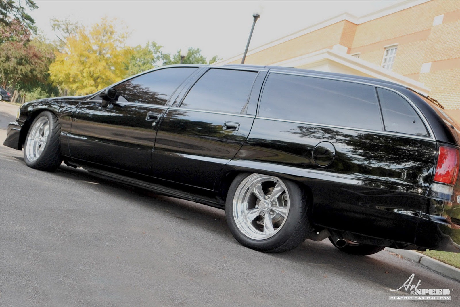 [Oldsomobile-Custom%2520Cruiser-Wagon-24%255B5%255D.jpg]
