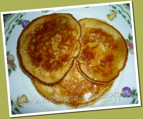 Pancakes di kamut con sciroppo d'acero (12)