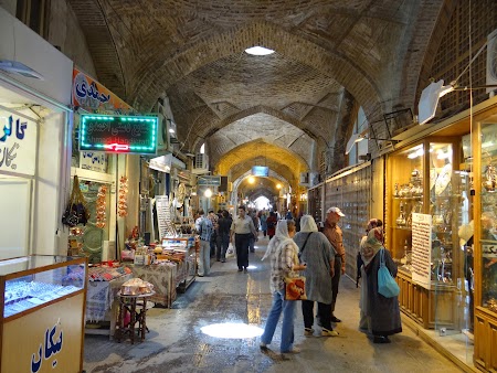 31. Bazar Esfahan.JPG