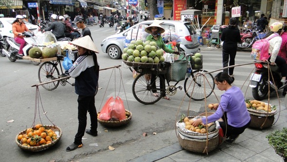 Vendedoras de rua em Hanói