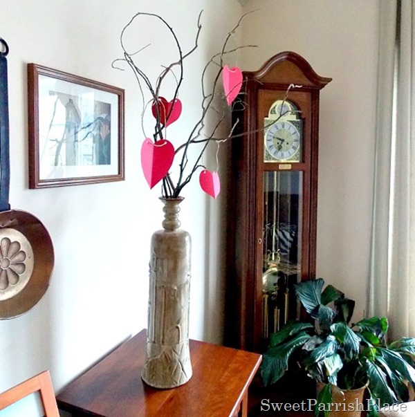 paper heart Valentine Tree3