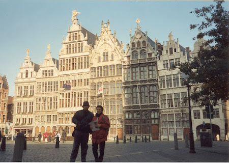 Imagini Belgia: Piata centrala Antwerpen