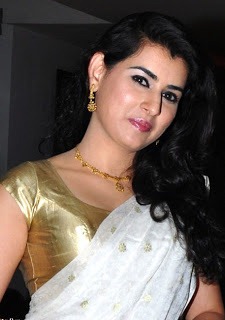[archana-hot-photos-in-white-saree%2520%25283%2529%255B5%255D.jpg]