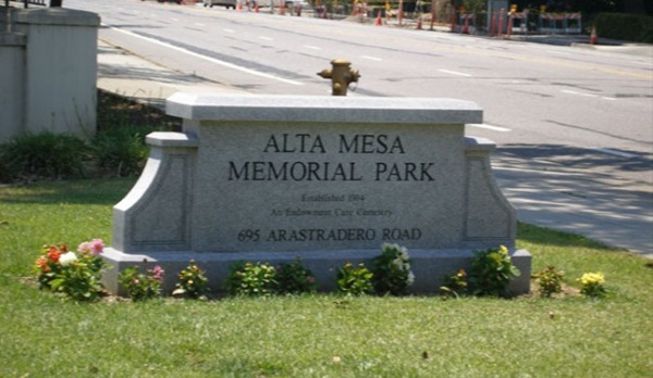 賈伯斯將會長眠於加州帕羅奧圖的阿爾塔梅薩紀念公園