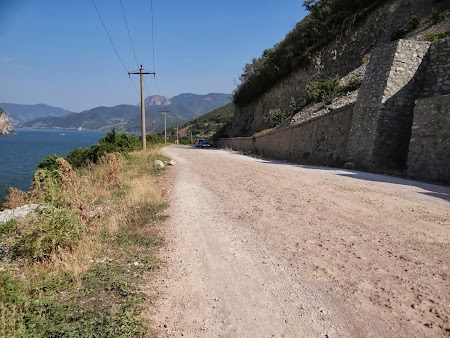 Drumul de-a lungul Dunarii