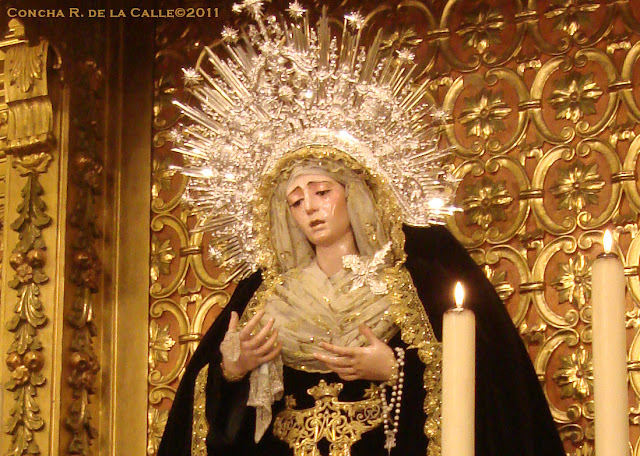 Virgen de la Estrella  de luto - Triana - Sevilla 0.jpg