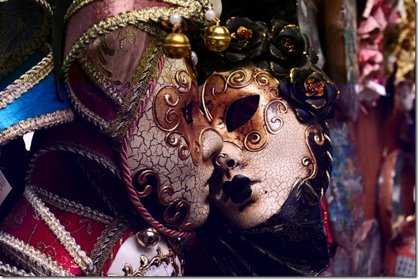 mascara veneciana arlequin beso