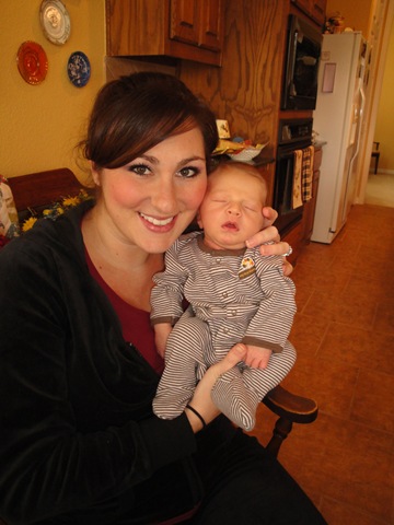 [4.%2520%2520Knox%2527s%2520first%2520Thanksgiving%2520-%2520time%2520with%2520Mommy%255B3%255D.jpg]