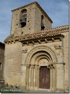 Portada y campanario - San Martín de Artáiz - Románico en Navarra