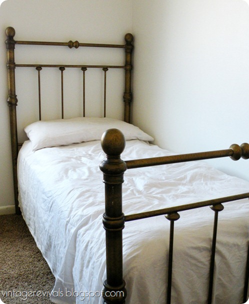 Brass Bed 003