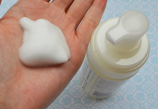 consonant foaming face wash