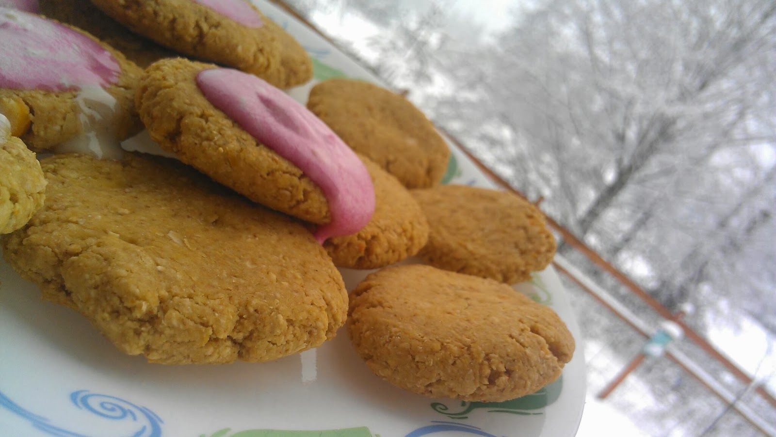 baking Vegan garbanzo bean cookie coconut cream icing