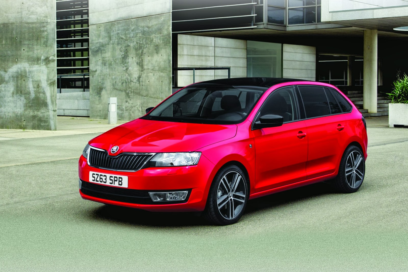 [Skoda-Rapid-Spaceback-UK1%255B2%255D.jpg]