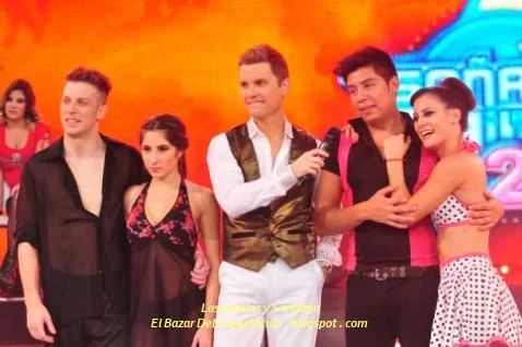 Las parejas y Santiago.jpg