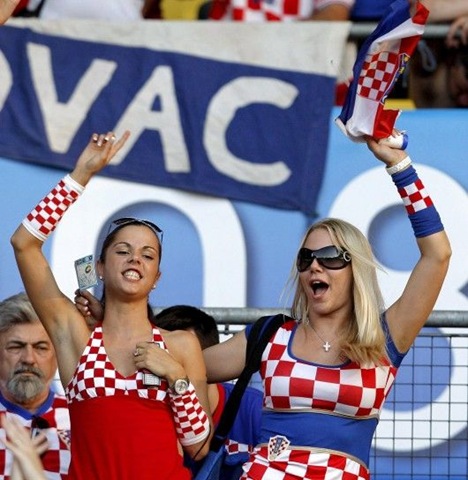 [croatia-euro2012-super%2520fans%255B8%255D.jpg]