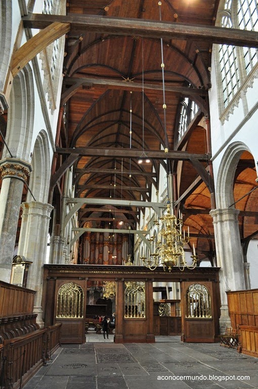 [Amsterdam.-Oude-Kerk-Iglesia-Vieja.-%255B17%255D.jpg]