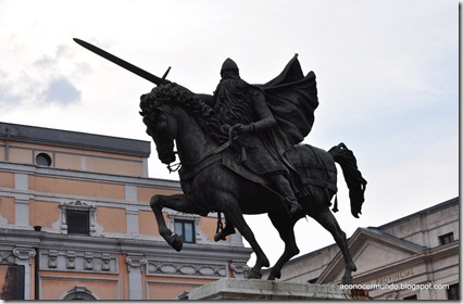 164-Burgos. Estatua del Cid - DSC_0323