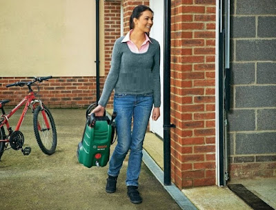 máy rửa xe bosch dễ dàng di chuyển máy rửa xe bosch dễ dàng di chuyển