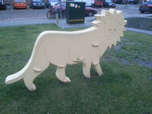 Lion Statue 2 Struitenweg