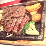 赤鬼炙燒牛排