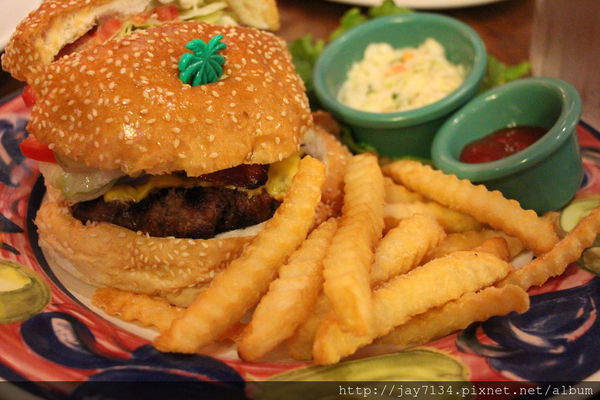 冒煙的喬 自由店 中西合併的美墨餐廳