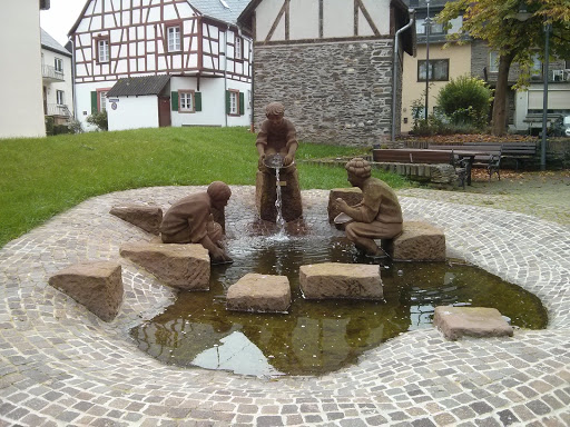 Andeler Goldbrunnen