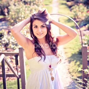 Samantha by Dayton Brown - People Portraits of Women