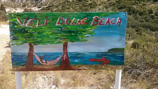 Veli Dolac Beach