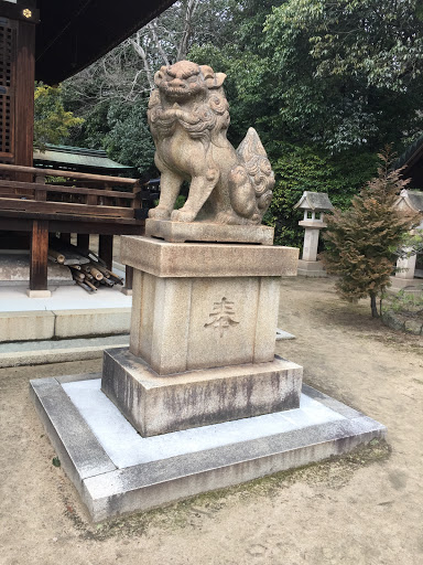 Komainu Guard at Yuzuruha Shrine
