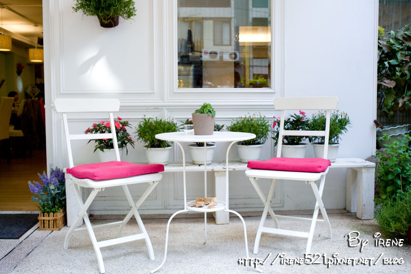 【台北松山區】躲藏在巷弄中的香草世界．vanilla歐式香草料理