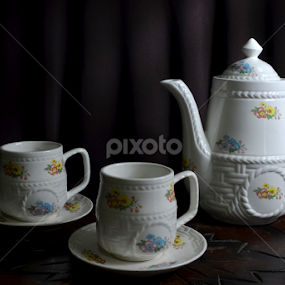 Cangkir by Gigih Ardiantoro - Artistic Objects Cups, Plates & Utensils