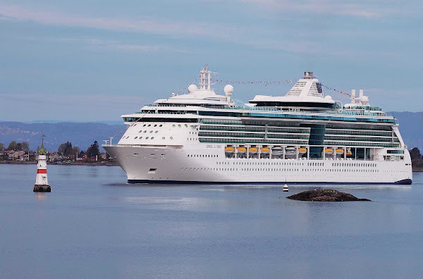 Jewel of the Seas