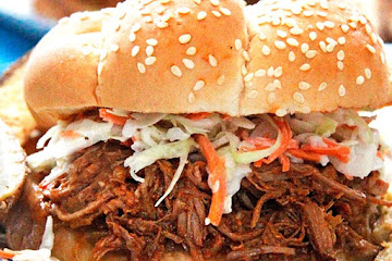 Crockpot Pulled Pork Sloppy Joes