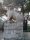 柳侯公園正門雕像