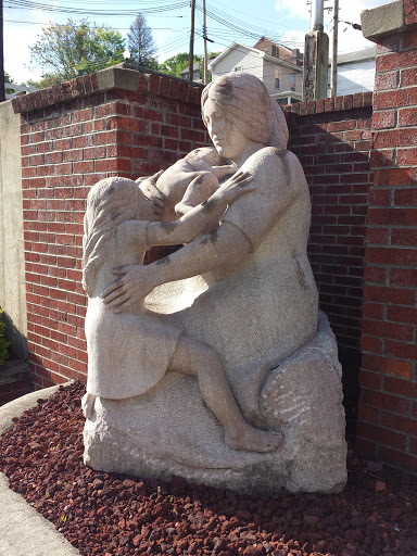 Mother With Children Sculpture