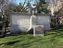 Albi, Monument Augustin Malroux