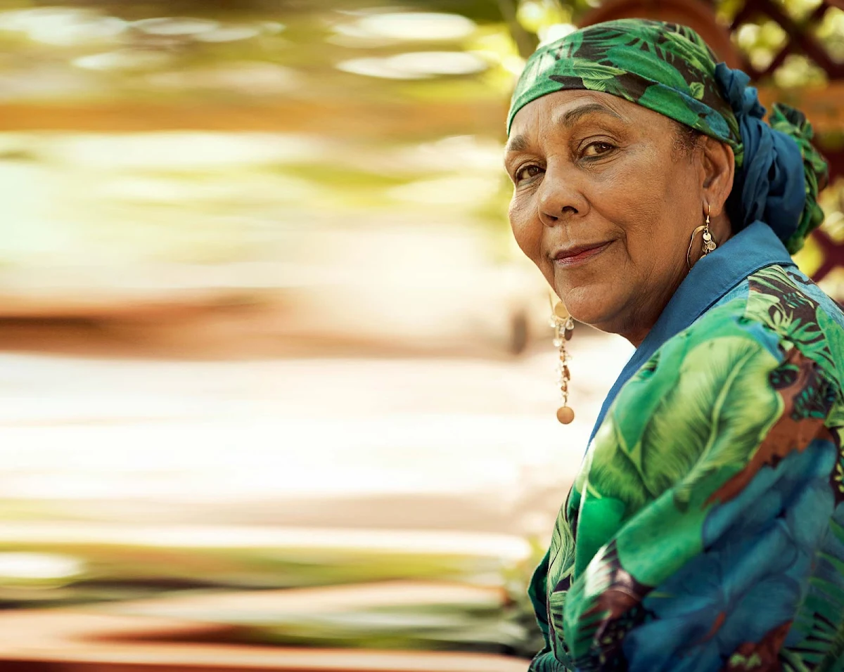 Curacao-Dinah-Veeris - World-renowned herbalist Dinah Veeris and her staff offer guided tours of the magnificent Den Paradera botanical gardens in Curacao. 