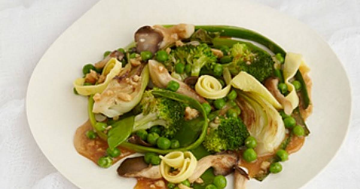 10 Best Chicken Broccoli Egg Noodles Recipes | Yummly