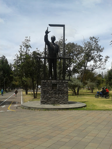 Estatua Jose María Velasco Ibarra